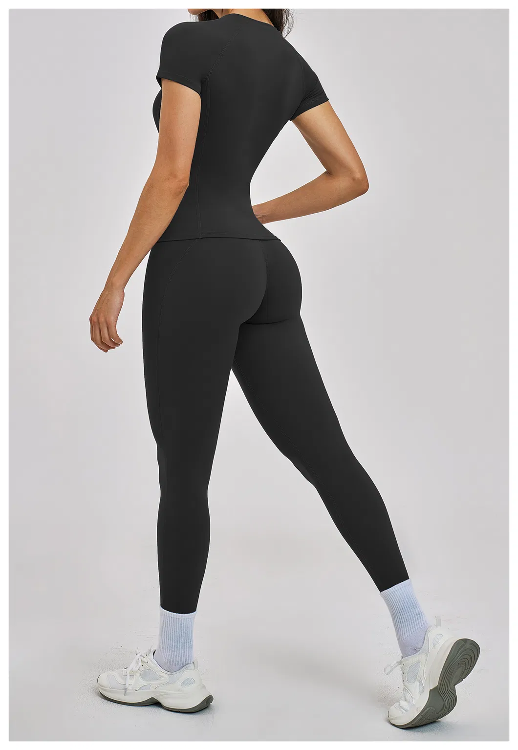 Conjunto de ropa de fitness a la moda que combina ropa de entrenamiento para mujeres, yoga, pilates, correr, tela elástica, diseño que realza el trasero, ropa deportiva asequible
