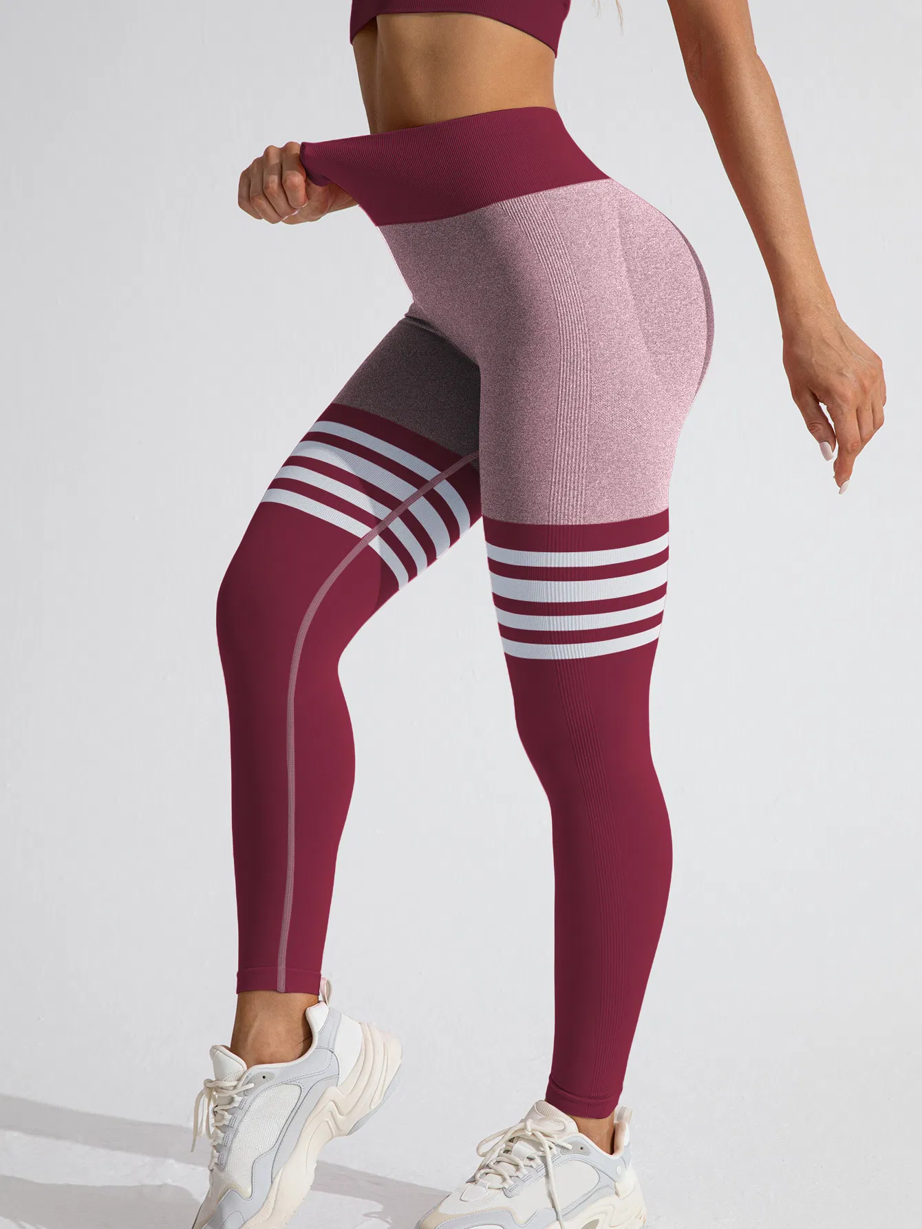 Detalle pantalones de yoga