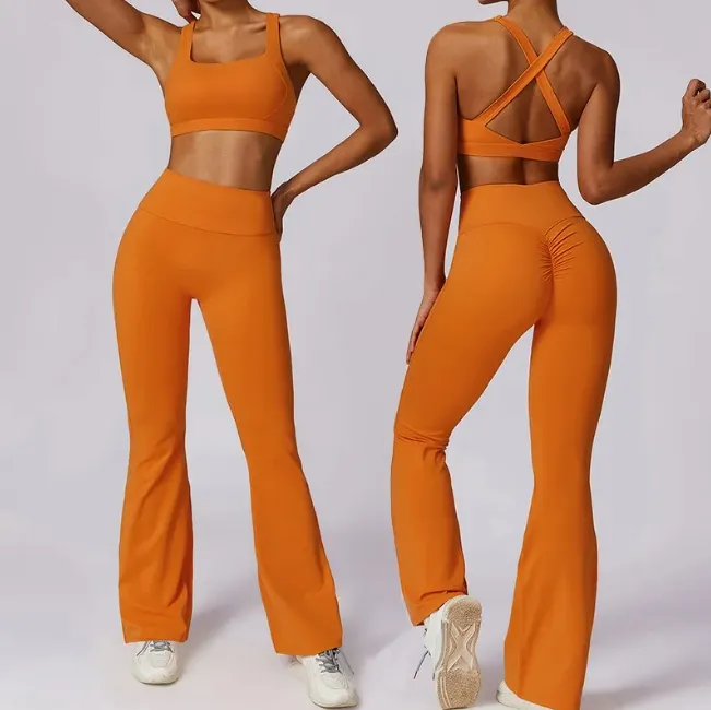 Ropa de yoga sostenible con etiquetas personalizadas para minoristas