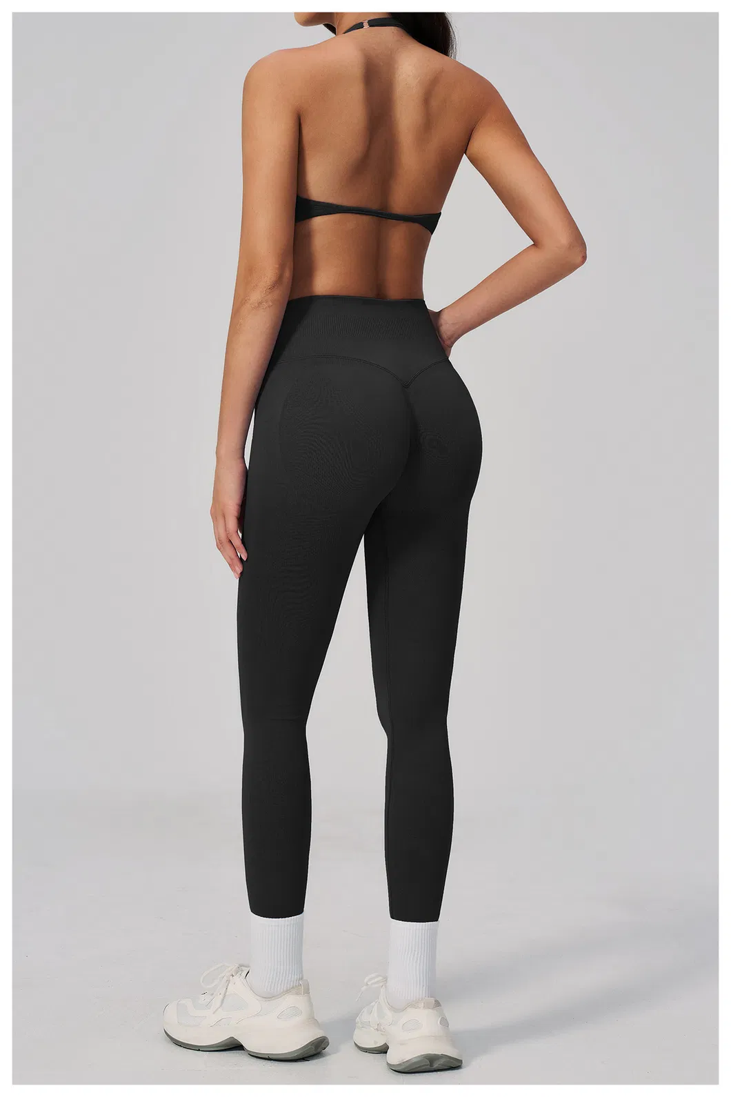 Conjunto de Yoga Sin Costuras al por Mayor 2 con Sujetador Halter de Cuello en V y Leggings de Cintura Alta