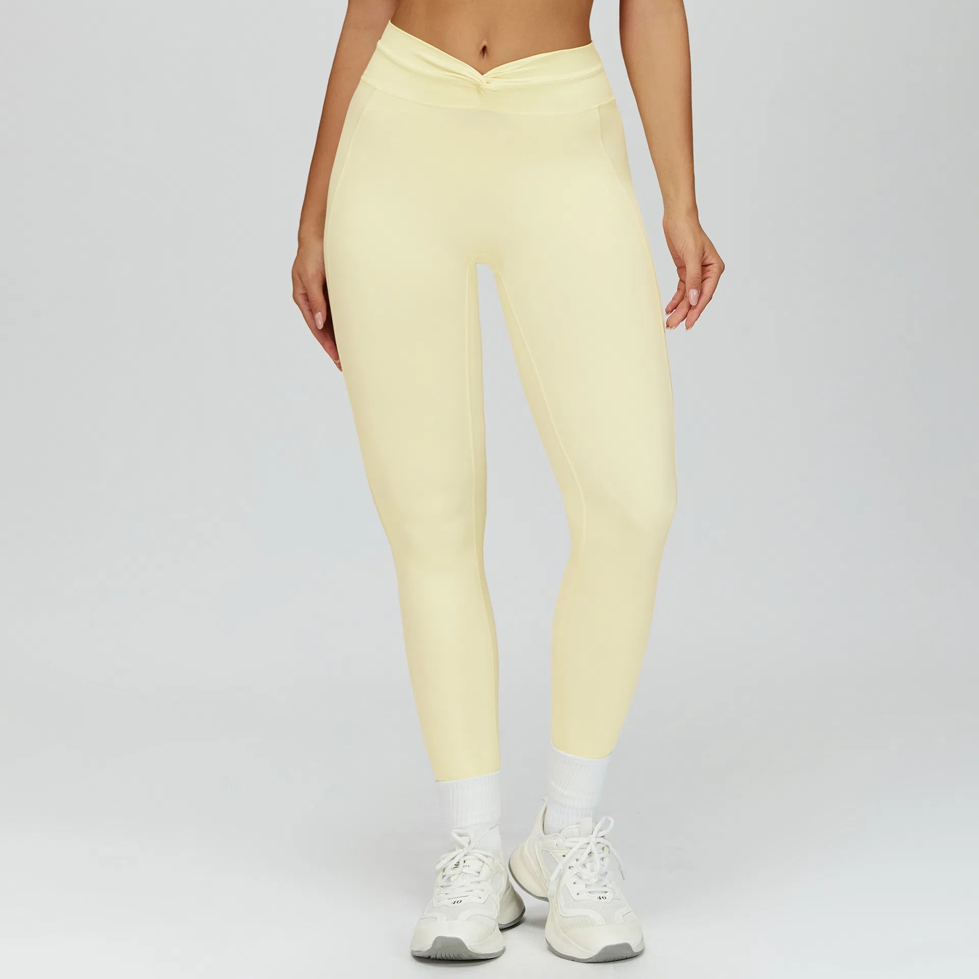 Mallas deportivas elásticas, esencial de moda para la ropa de fitness de mujeres modernas