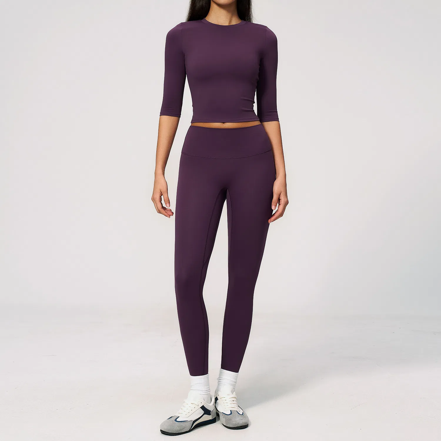 Camiseta de entrenamiento de ajuste ceñido 3/4 con leggings de yoga de cintura alta