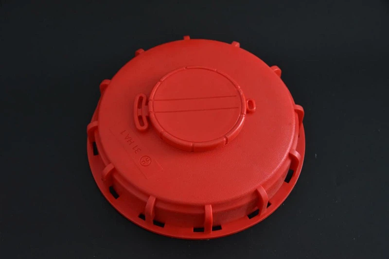 IBC Red Breathable Cover Details