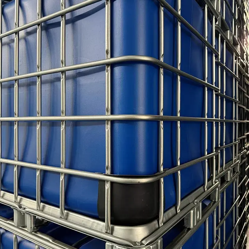 Light Proof IBC Tank Blue Detail
