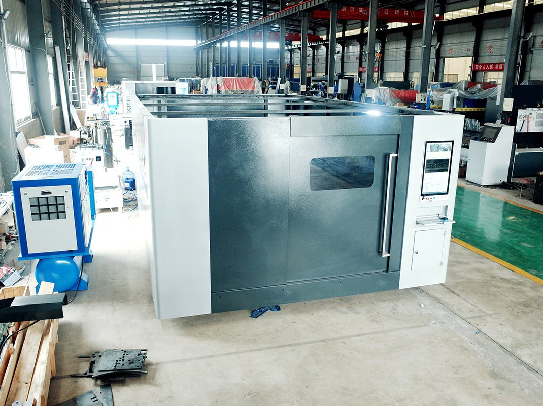 Smart 4020 6000W Laser Cutting System with Exchange Pallet and Remote Monitoring for Industry 4.0