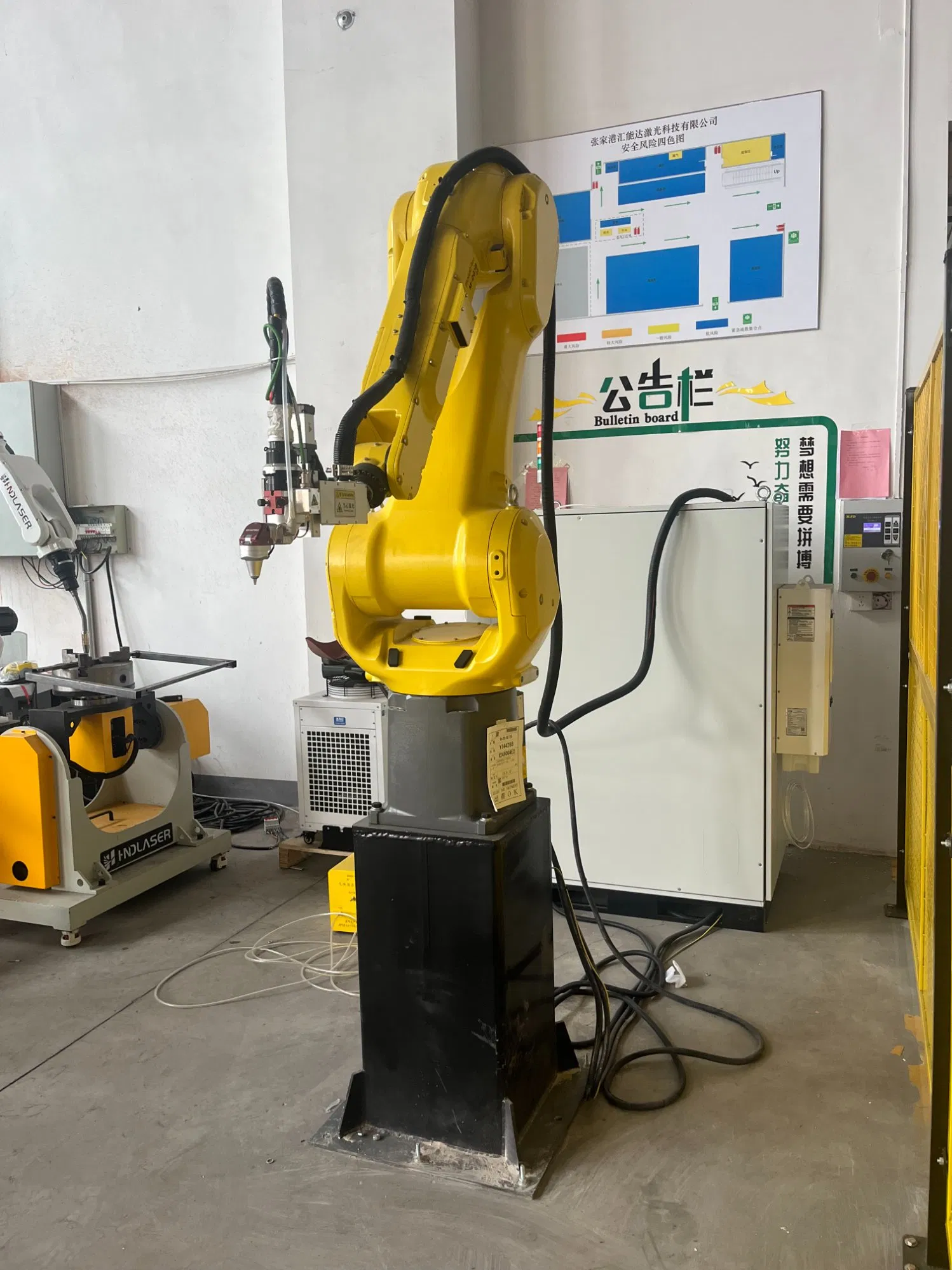 6-Axis Linkage Robotic Arm Laser Cutting: ±0.05mm Precision, Intelligent Visual Positioning, Efficient Equipment for Auto Chassis/Aerospace Parts Processing!