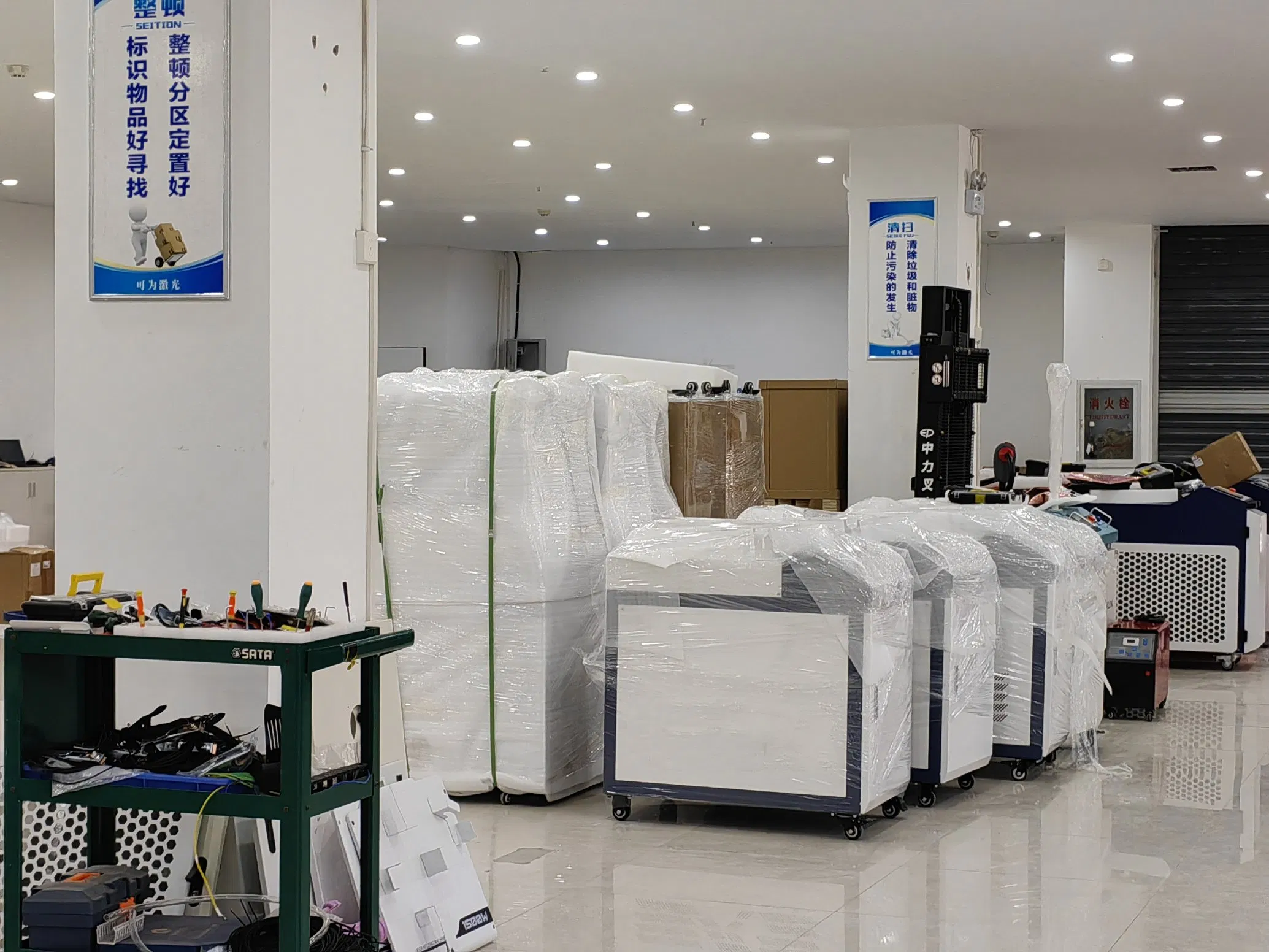 Stainless Steel Battery Mould Metal Fiber Laser Welding Equipment 1500W 2000W 3000W