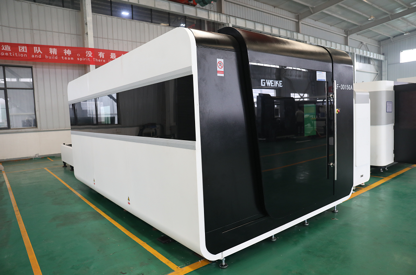 OEM All Enclosures Safe CNC 1-6KW Fiber Laser Cutting Machine with Exchange Table Metal AI/PLT Support HIWIN Components