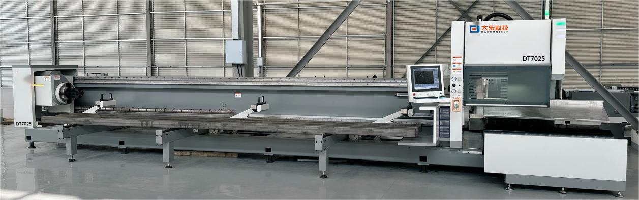 Fiber Lazer Cutting Tube Laser Automatic Tube Cutting Machine Igh-Speed Automatic Metal Pipe Tube Cutting Machine for Industrial
