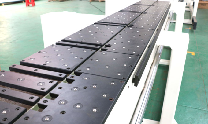 HUAHUA Automatic Wood Cutting Cnc Panel Saw Machine Computer Sliding Table Furniture Woodworking Auto Reciprocating Beam Saw