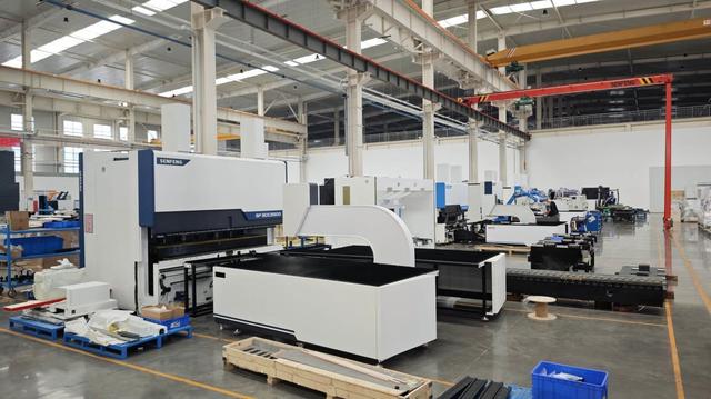 Sheet metal processing solution — automated flat sheet laser cutting and forming system