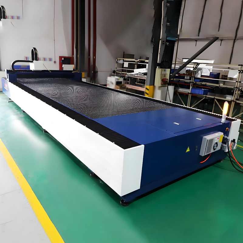 Best Selling 1.5Kw 3Kw 6Kw Fiber Laser Cutting Machines CNC Control Automatic Cypcut Brand on Sale