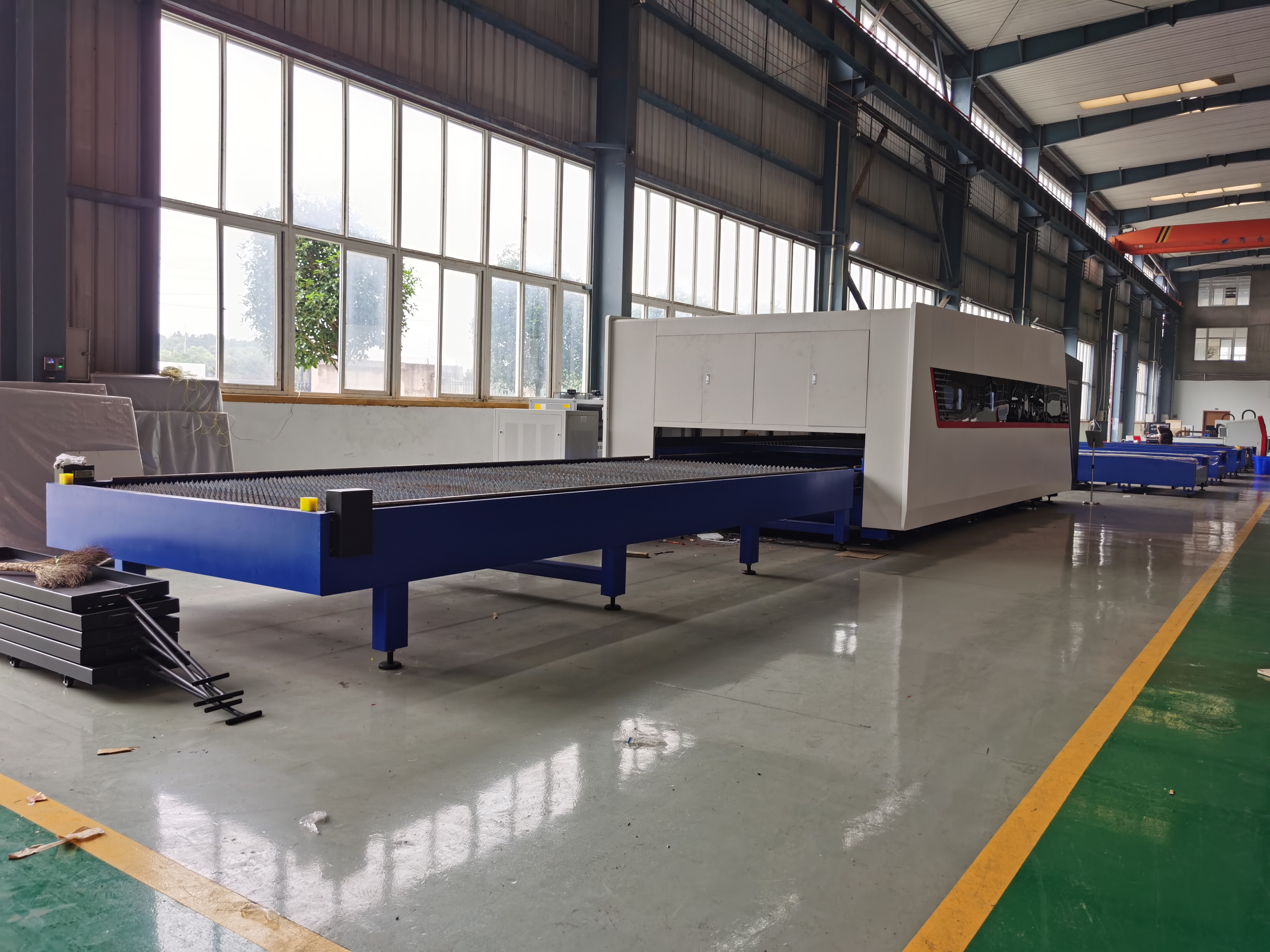 CNCColgar Fully Enclosed Laser Cutting Machine With CE Certificate CNC Fully Automatic Laser Cutting
