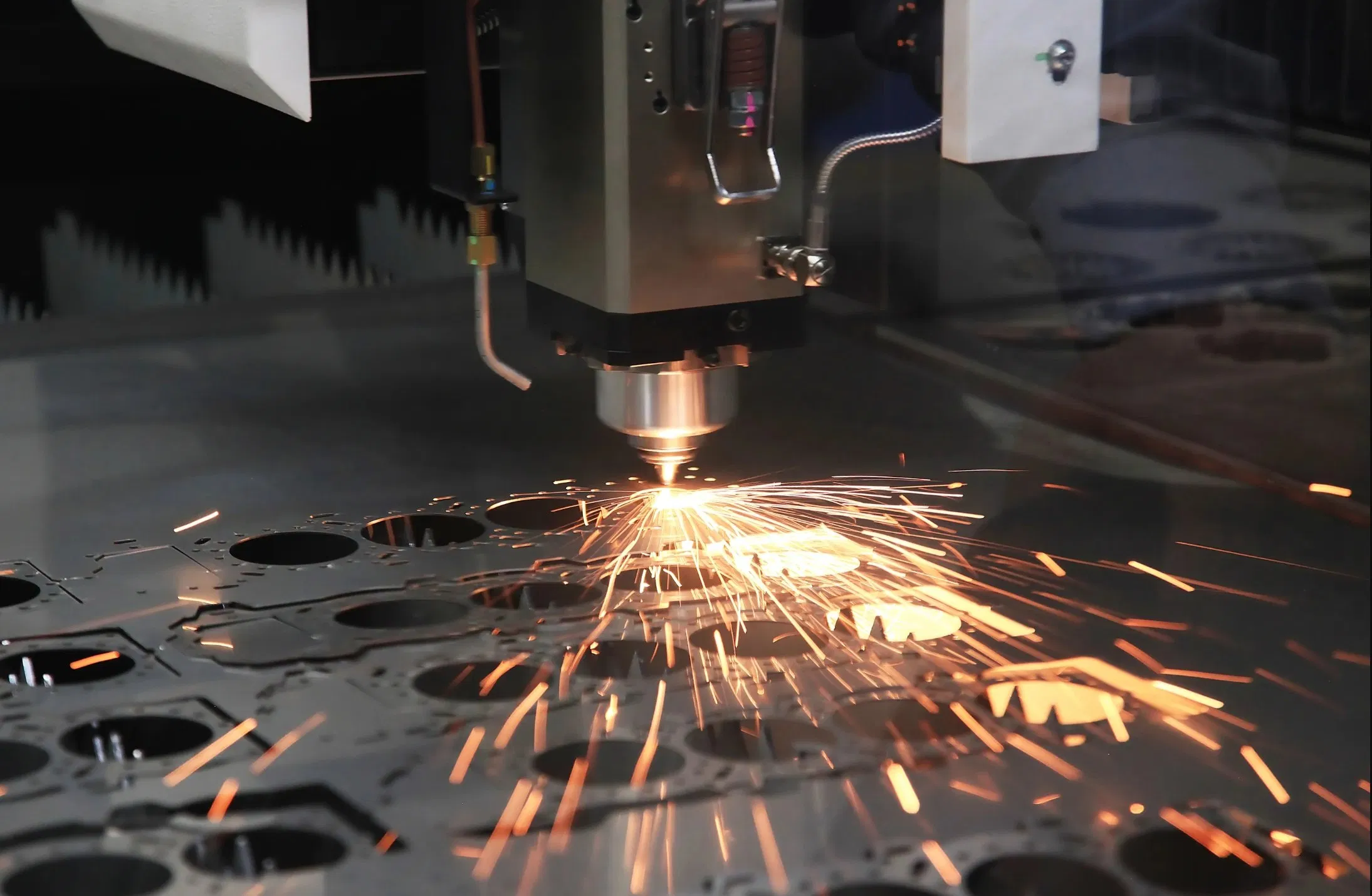 Precision Stainless Steel Logo Cutting Services for Industrial Applications