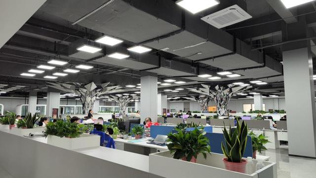Datum Machine R&D center — laser cutting system research and intelligent manufacturing technology development