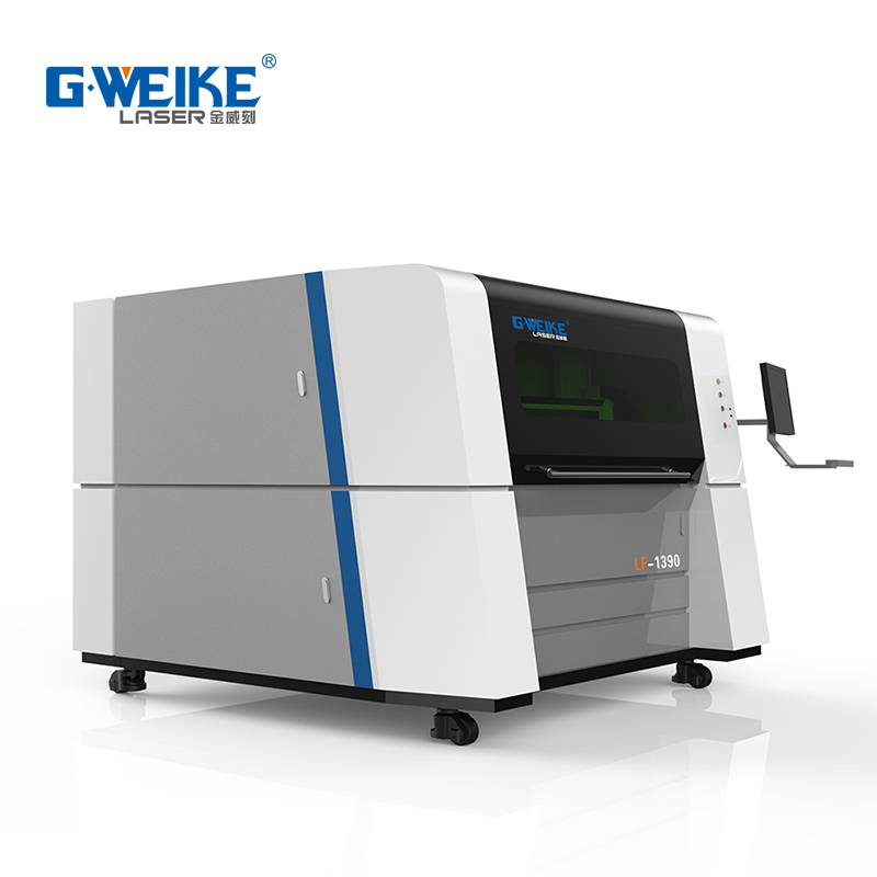 New Fully Enclosed Small Size Fiber Laser Cutting Machine CE For Metal Stainless Steel 3kw 6kw 1.5kw