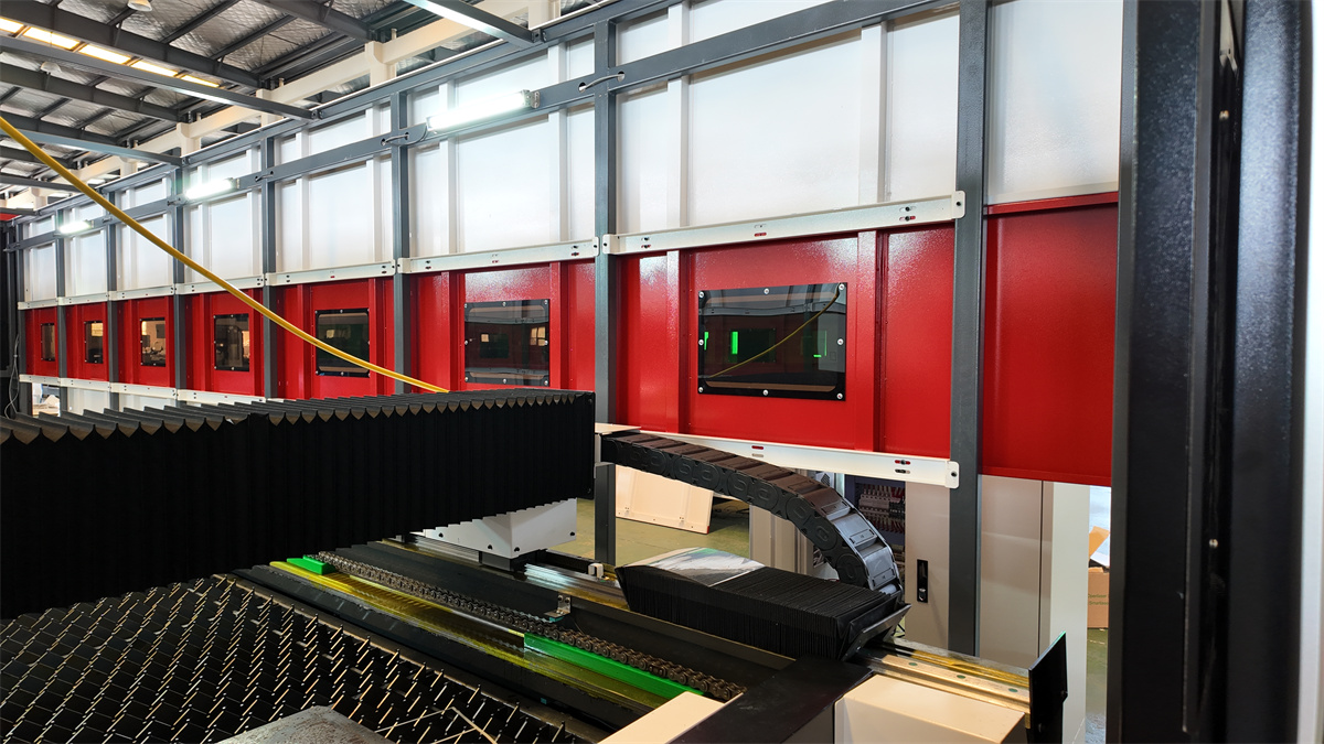 Cnc 6020 Full Enclosure Fiber Laser Cutting Machine Industry Manufacturer Fiber Laser Sheet Cutter Carbon Steel