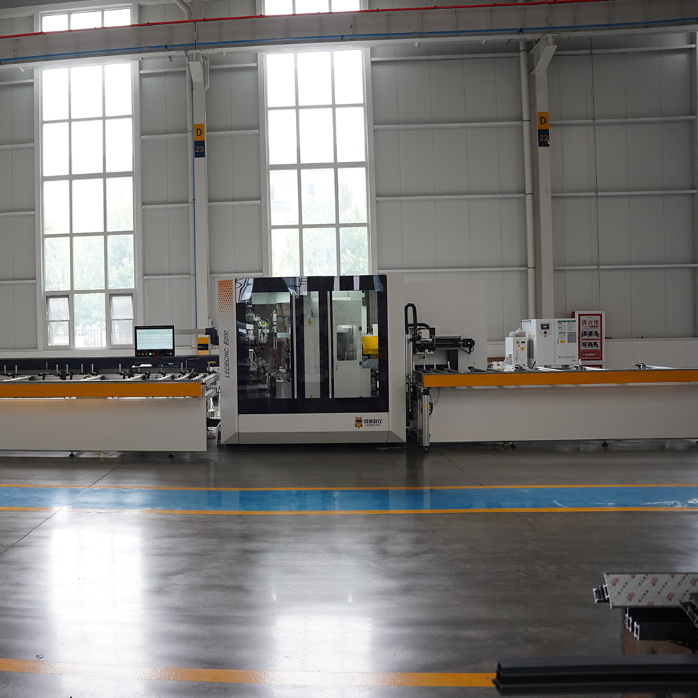 LEADCNC S100 Automatic Aluminum Profile Cutting Machine Cutting Engraving Laser Drilling-Milling Processing Line