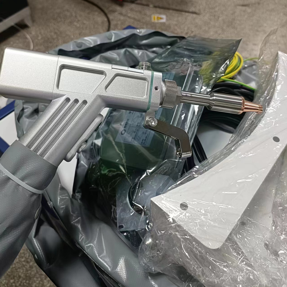 3 In 1 Functions Welding Cutting and Cleaning Laser Welder Handheld Fiber Laser Welding Machine