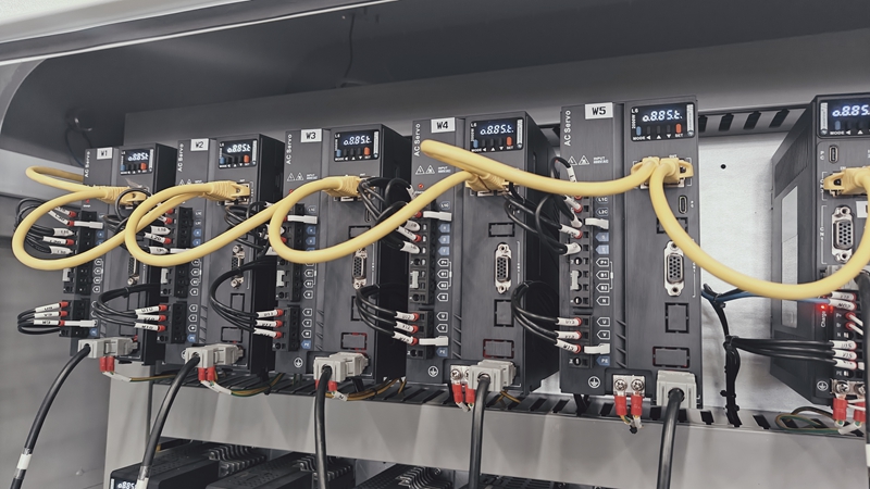 Japan YASKAWA Servo Motor