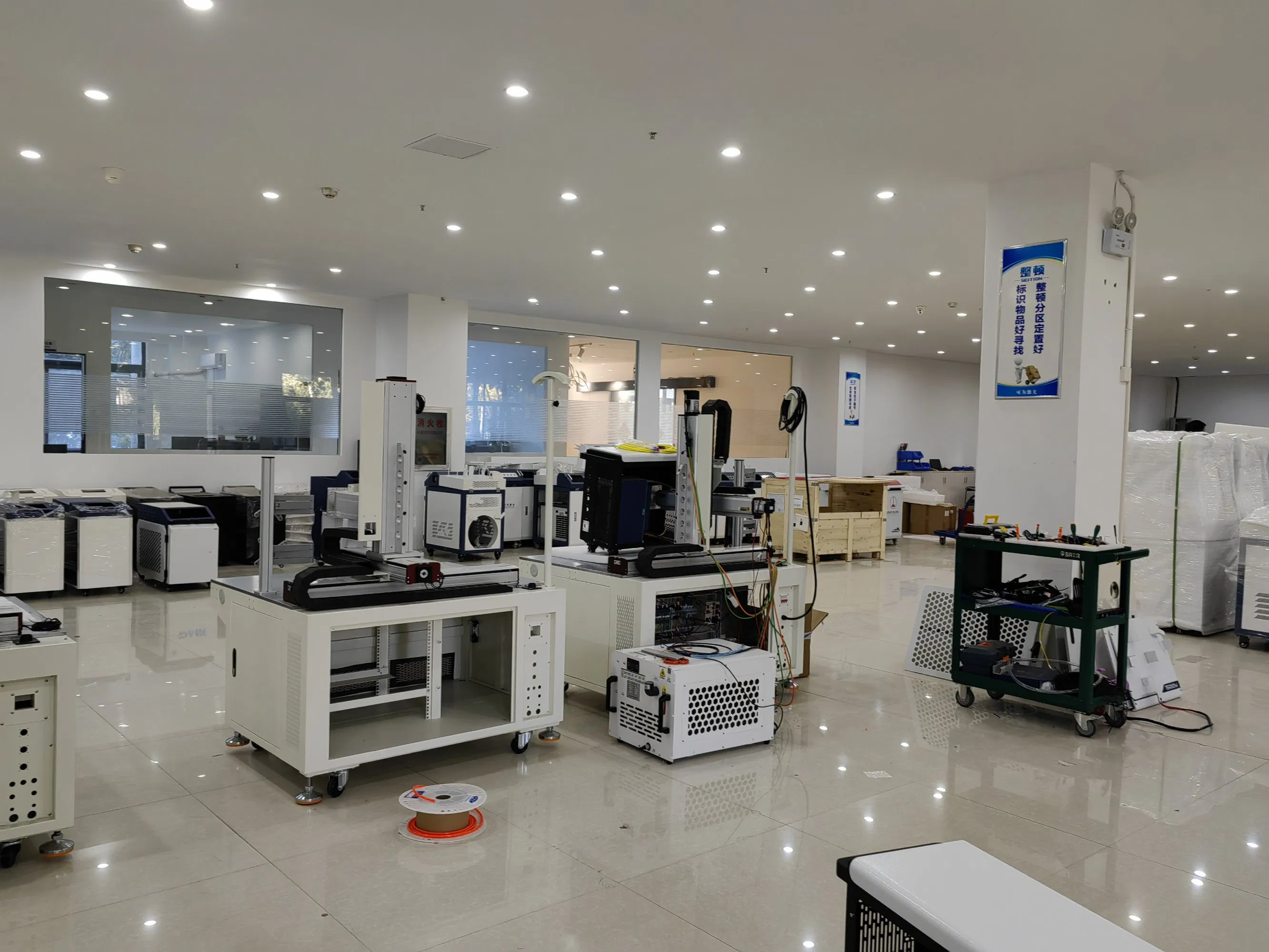 Stainless Steel Battery Mould Metal Fiber Laser Welding Equipment 1500W 2000W 3000W