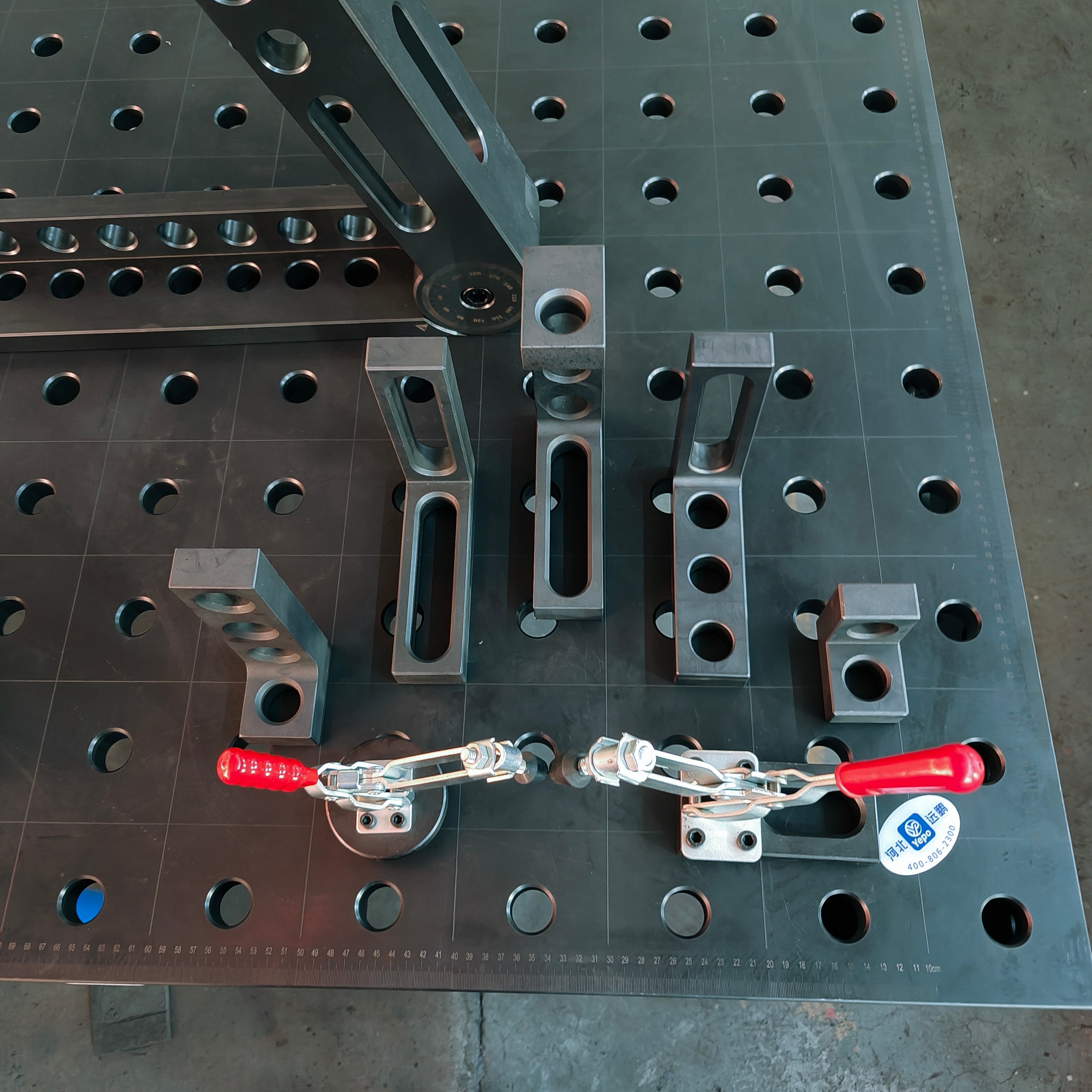 3D Welding Table/3D Las Meja/2.4m X 1.2m/4FT X 8FT/Steel/D 28, D22, D16 Welding and Clamping System