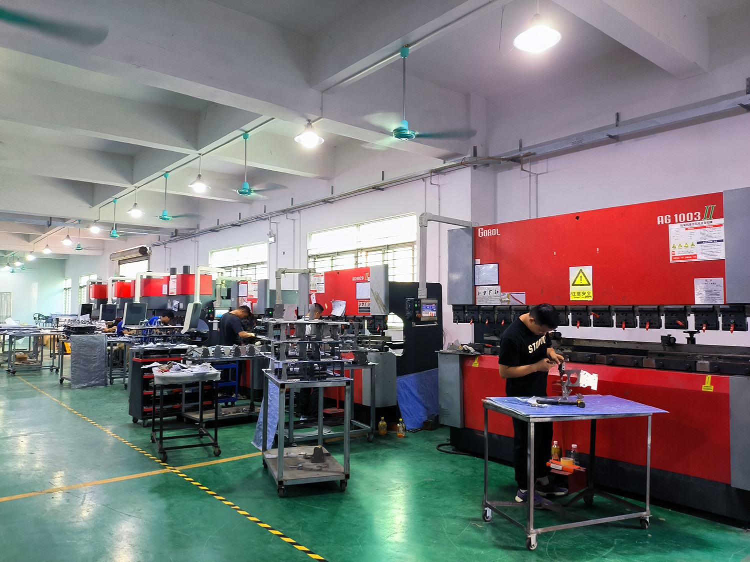 Customized Stainless Steel Bending Welding Sheet Metal Fabrication Laser Cutting Welding Aluminum Product Services
