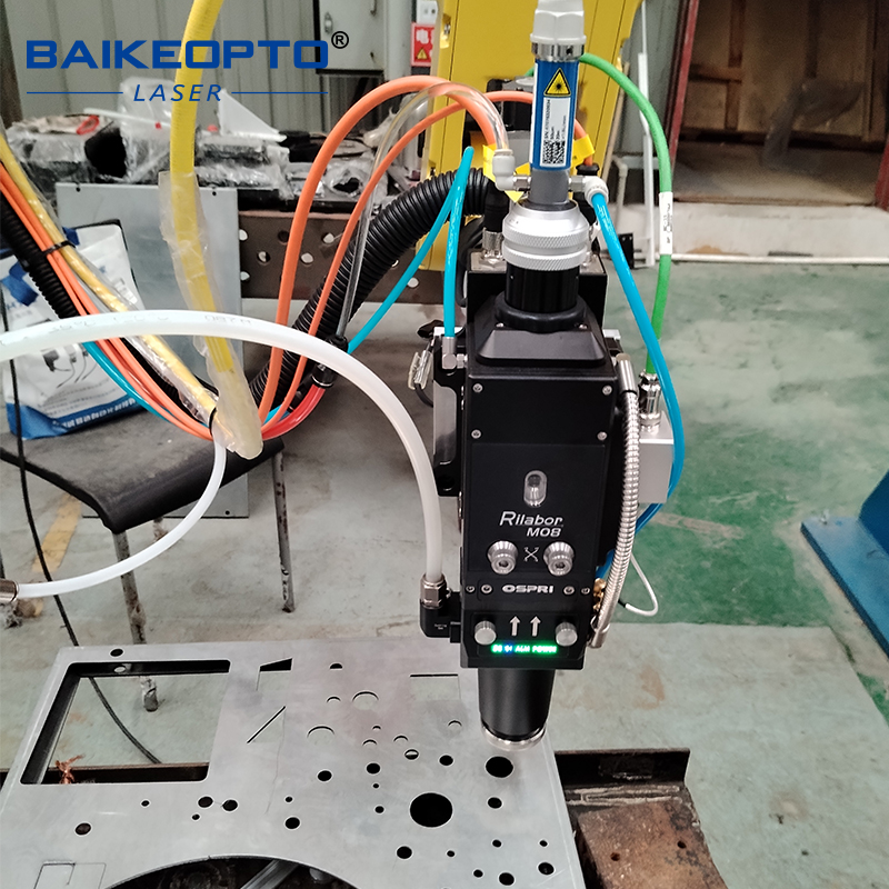 3000W Precision 3D Laser Cutting Machine with Mechanical Arm for Automotive Parts Special