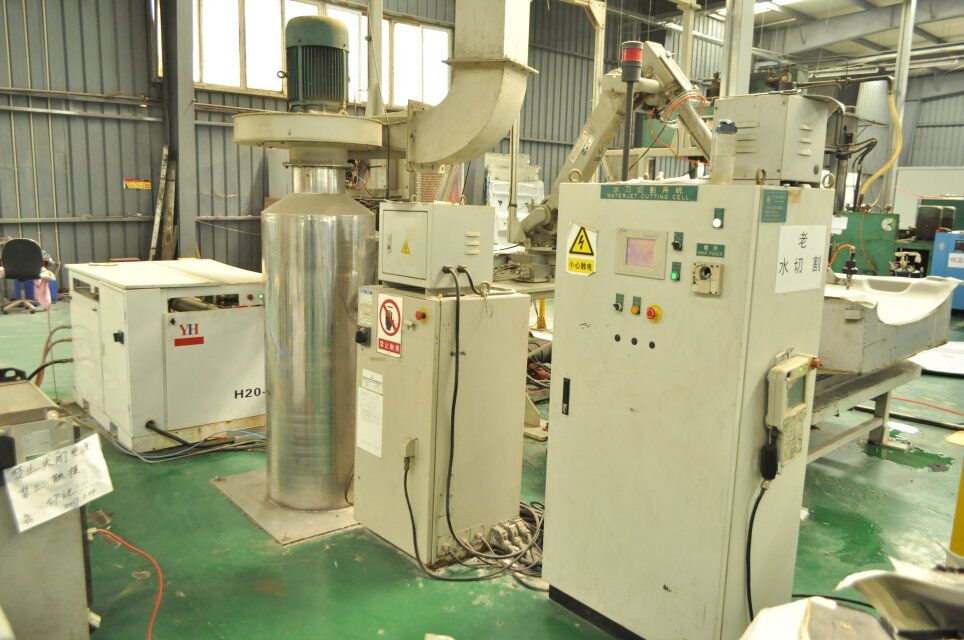 YH-TR Robotic Waterjet Cutting Machine;3D Robot Waterjet 6axis Cutting