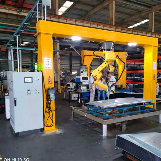 7 Axis Automatic Fiber Laser Robotic Cutting Welding System
