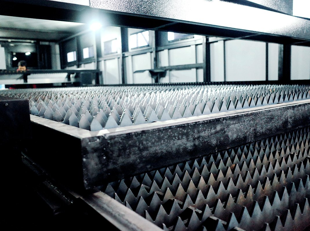 Smart 4020 6000W Laser Cutting System with Exchange Pallet and Remote Monitoring for Industry 4.0