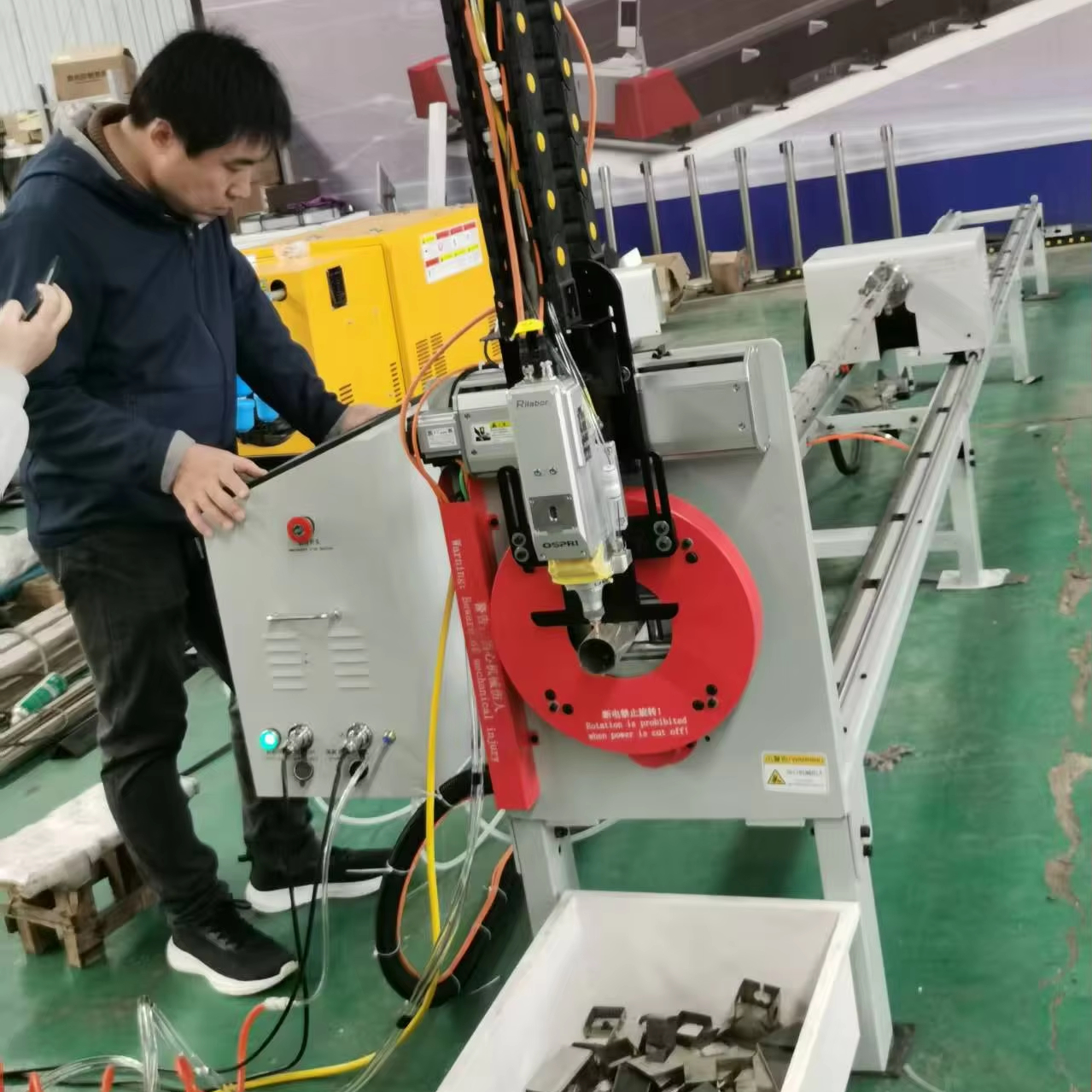 High Precision Laser Tube Cutting Machine Fiber Cutter for Stainless Steel Tubes Metal Pipes Automatic Machinery Price