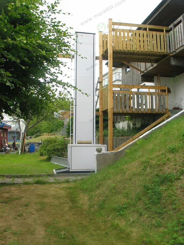 Aluminum Wheelchair Lift View 2