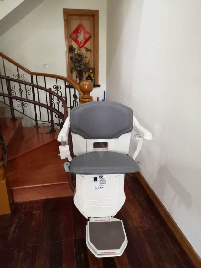 Intelligent Automatic Retractable Customized Handicap Chair Stair Lift