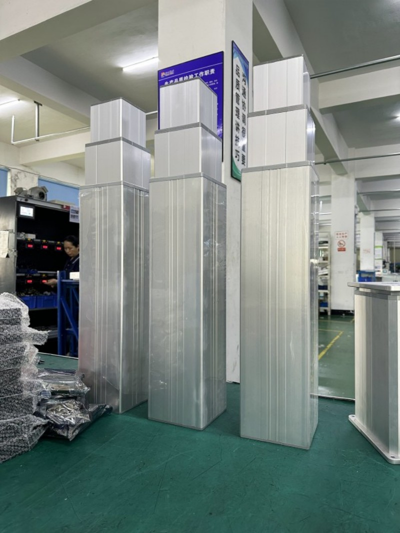 Htd3-18 Robot Base Lift System, Trapezoidal Screw / Ball Screw Optional