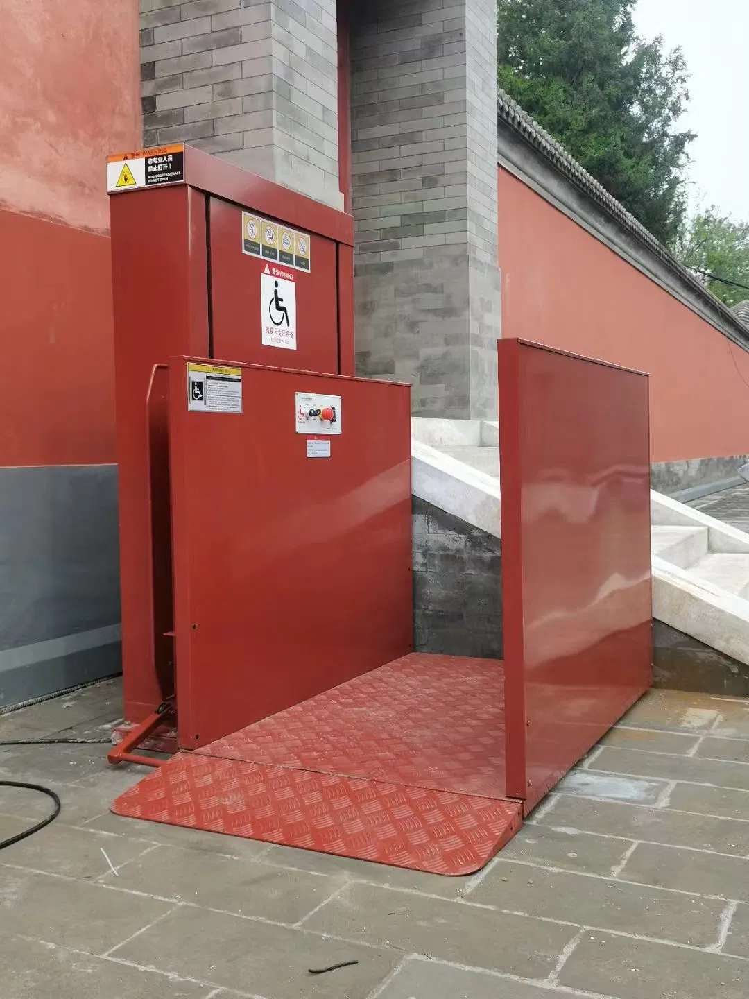 Hydraulic Driven Vertical Disabled Wheelchair Lift