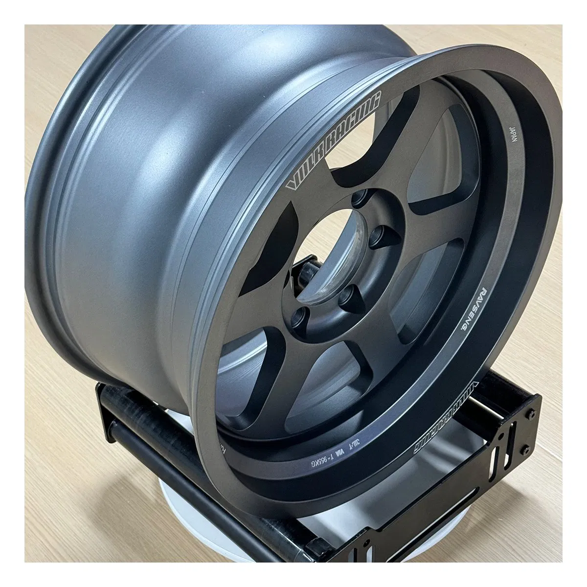 Durable 26 Inch off-Road Car Hubs 5X150 for Land Cruiser