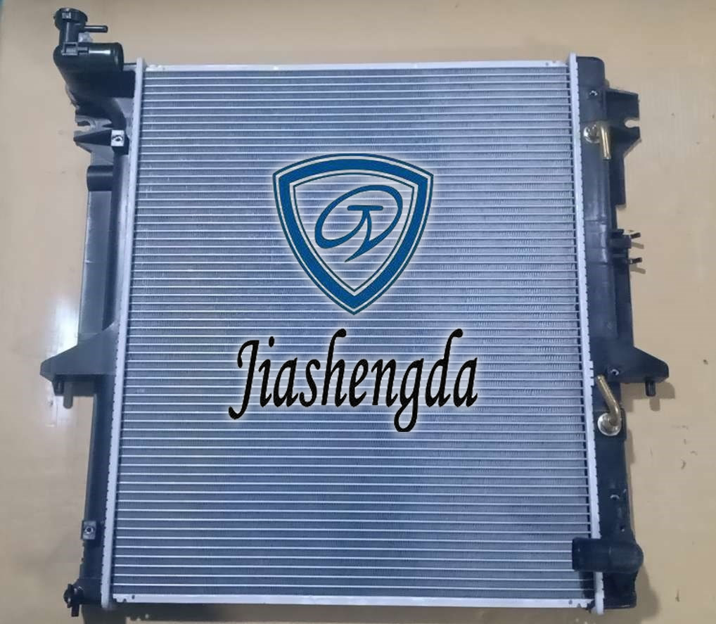 Car Radiator 1350A182 for Mitsubishi L200 07