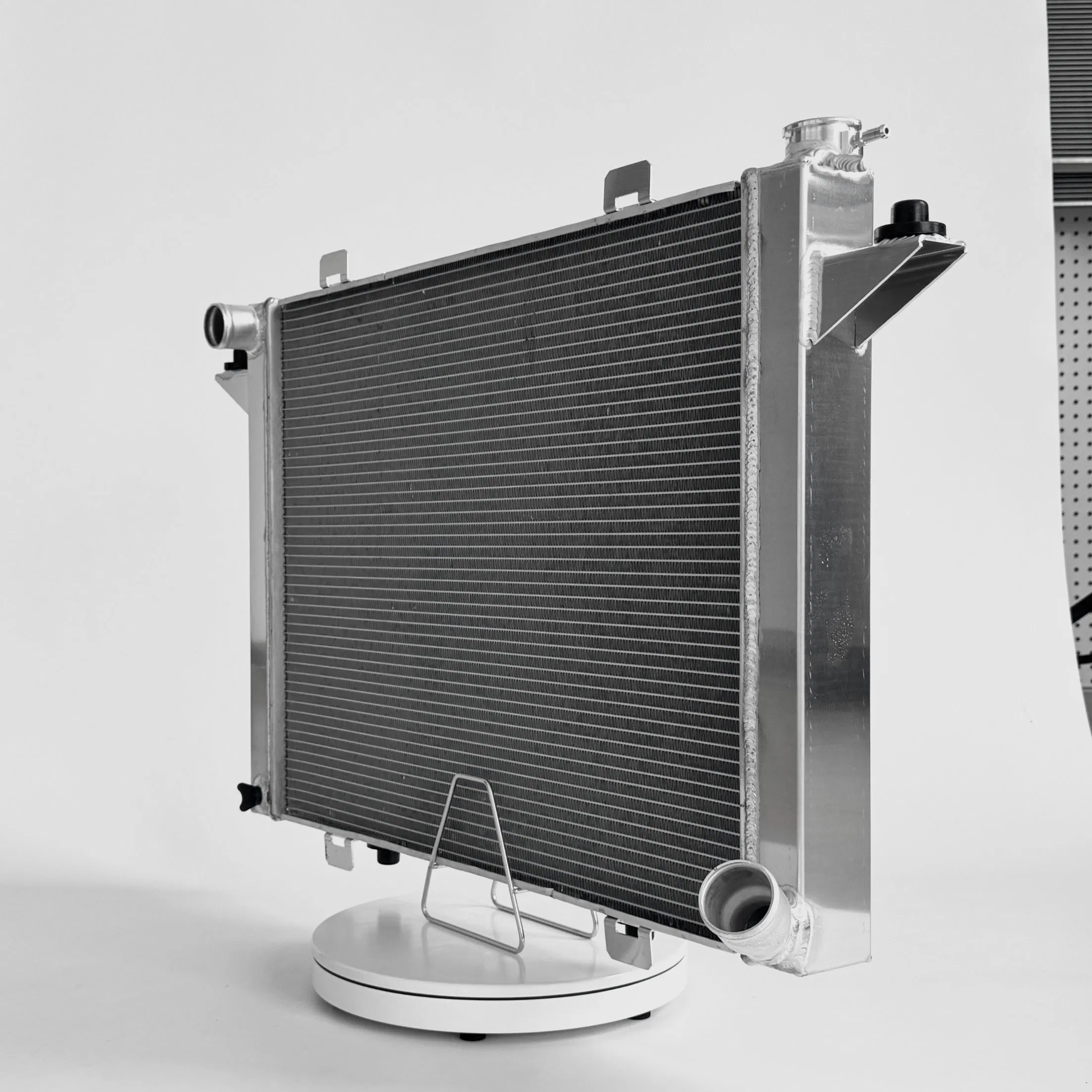 Srw253 Dodge D/W Series Pickups 89-93/Ramcharger 90-91 All Aluminum Radiator 52004275/52028221 Dpi 1198