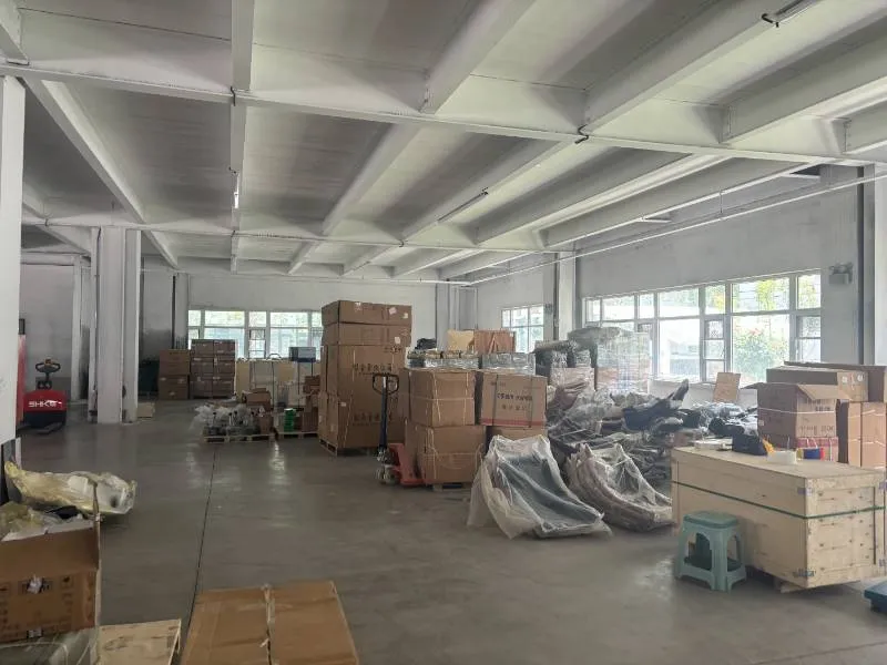 Rear Differential View 5