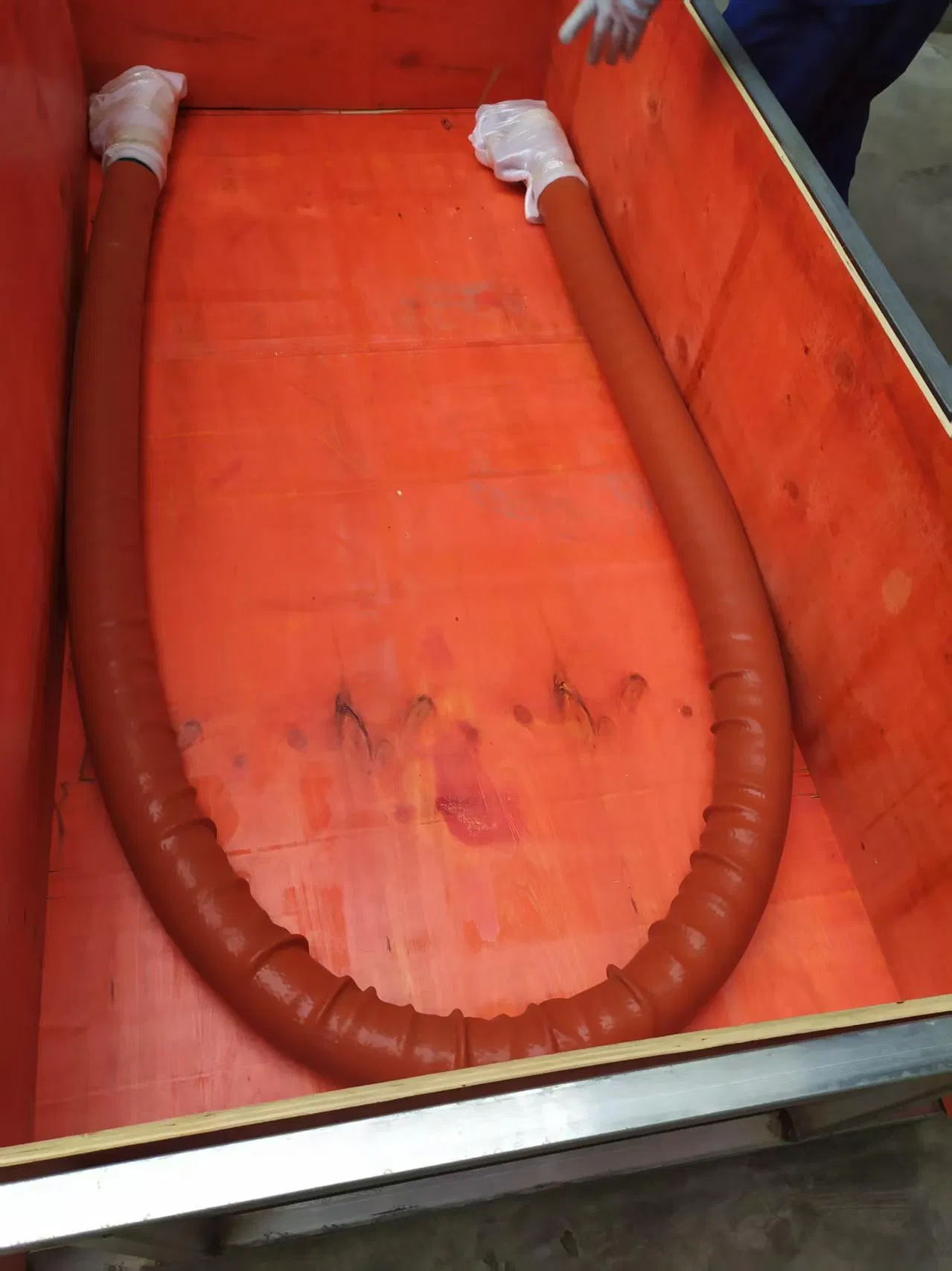 Durable Water-Cooled Conductive Component for Industrial Melting Furnace
