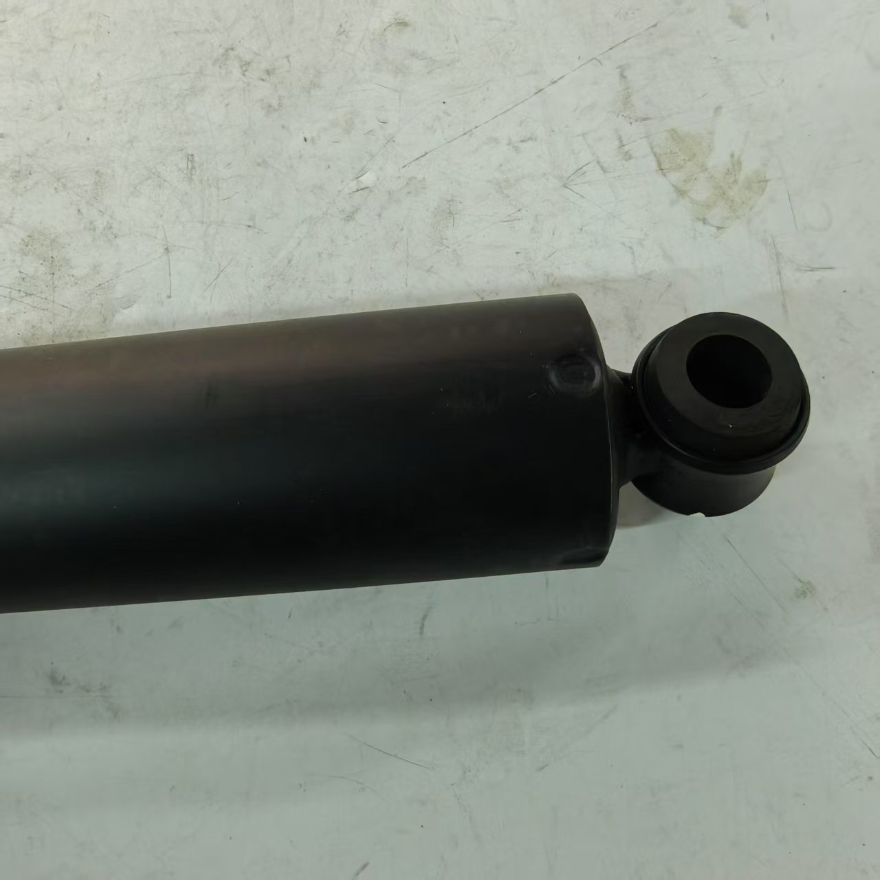 SAIC MAXUS ORIGINAL Rear Suspension Shock Absorbers for Maxus EV30 C00124197 C00122655
