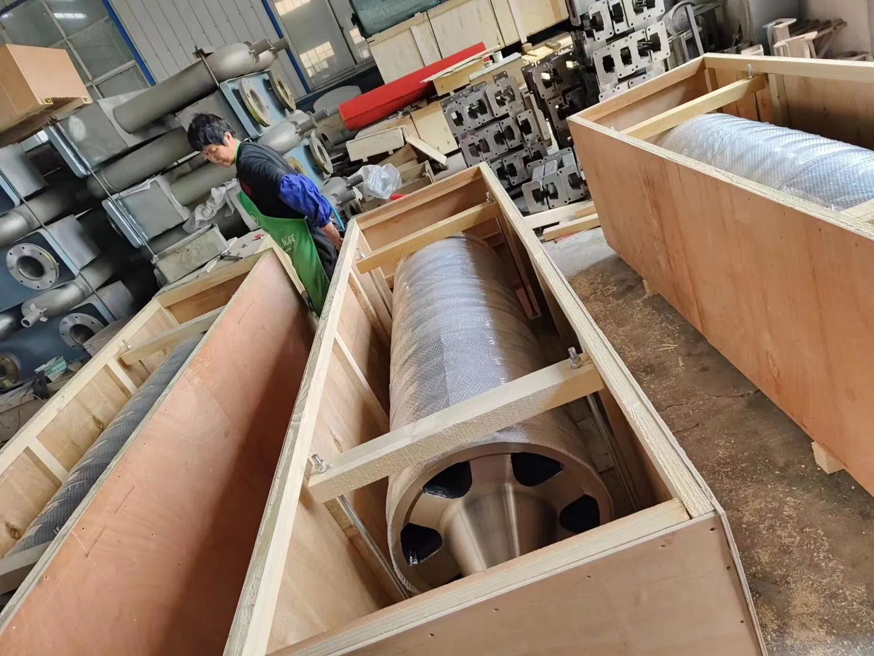 Long Lasting Metal Components with Sand Cast Surface Finish for Versatility