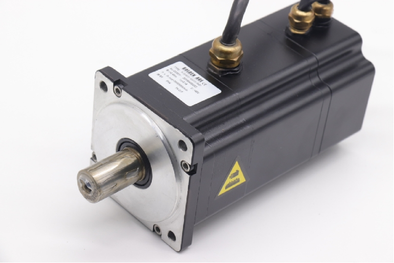 Factory Original Stock Gk Series Servo Motor AC Servo Drive Electric Motor