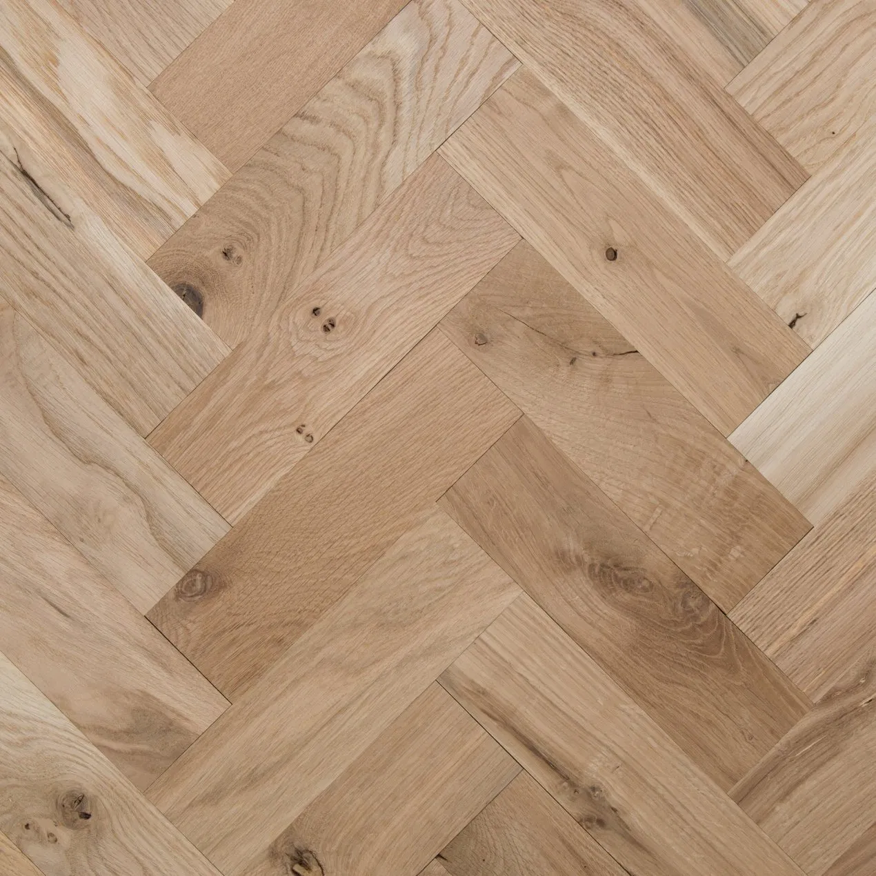 Eco-Friendly Herringbone Luxury Vinyl Tile Wood Lvp Flooring Lvt Plank for Modern Home Office