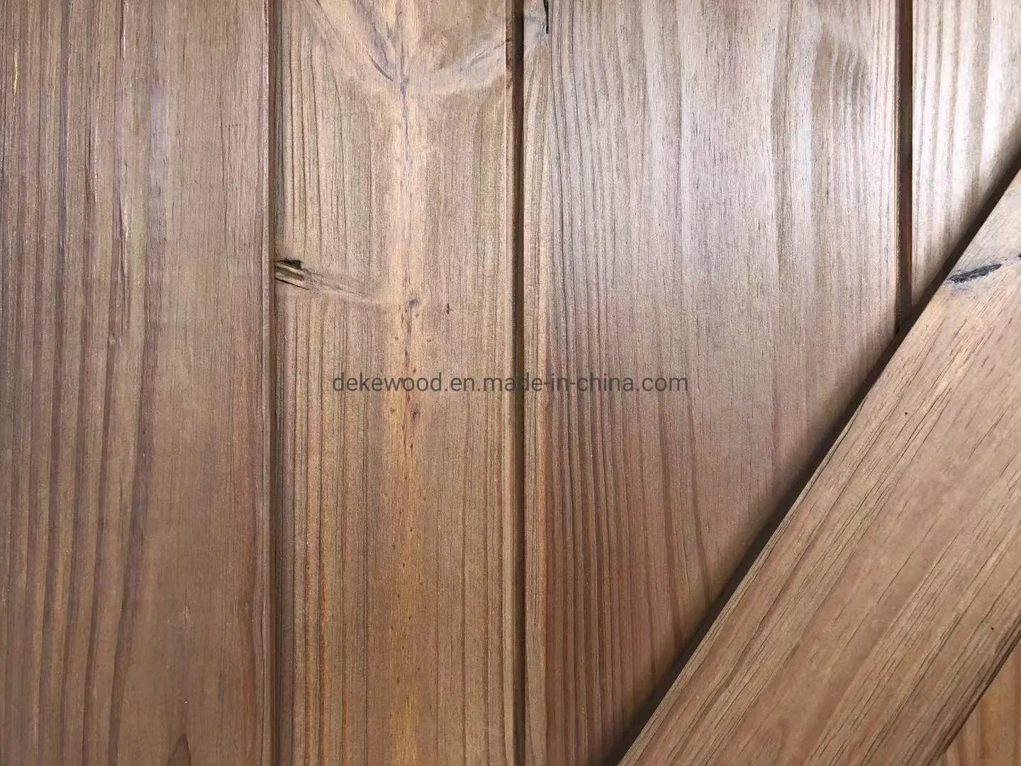 Premium Quality Solid Pine Sliding Wood Barn Door for Bathroom
