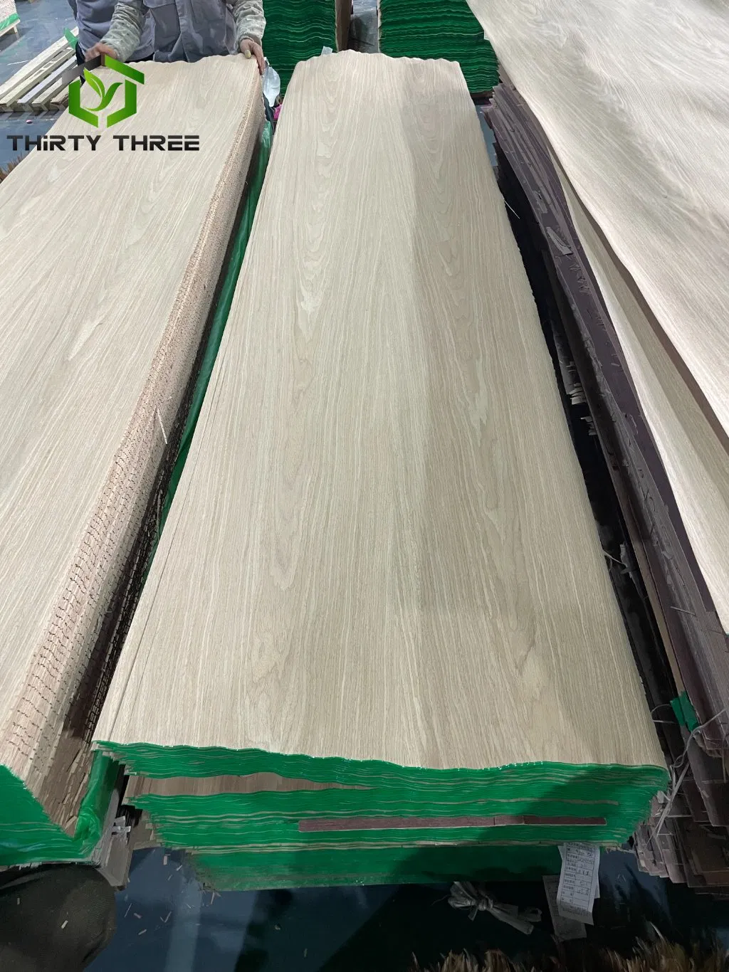 Hot Sale European Design Style Engineered Wood Veneer for Furniture Decor