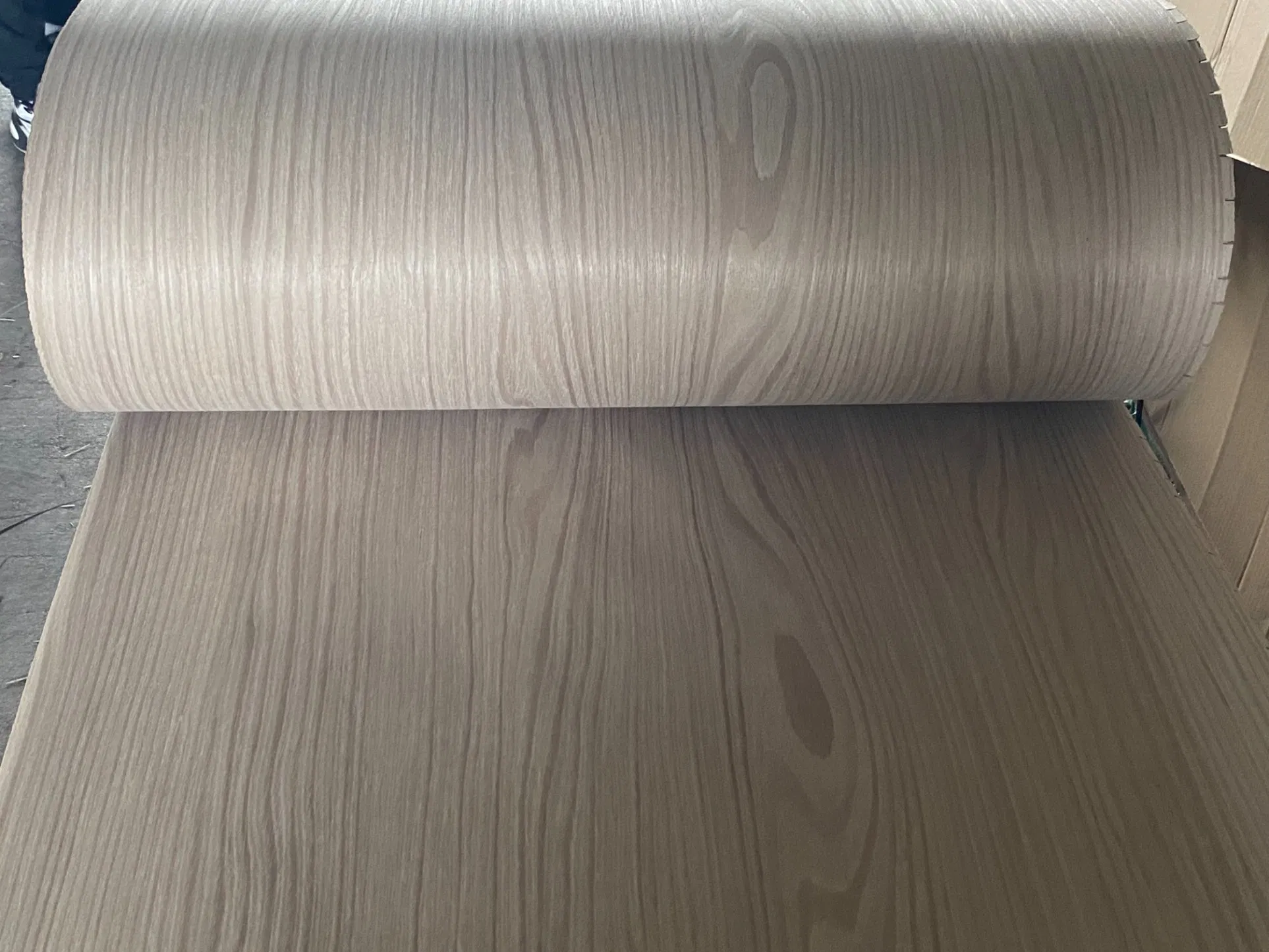 Hot Sale Walnut Engineered Wood Veneer High Quality for Home Decorating