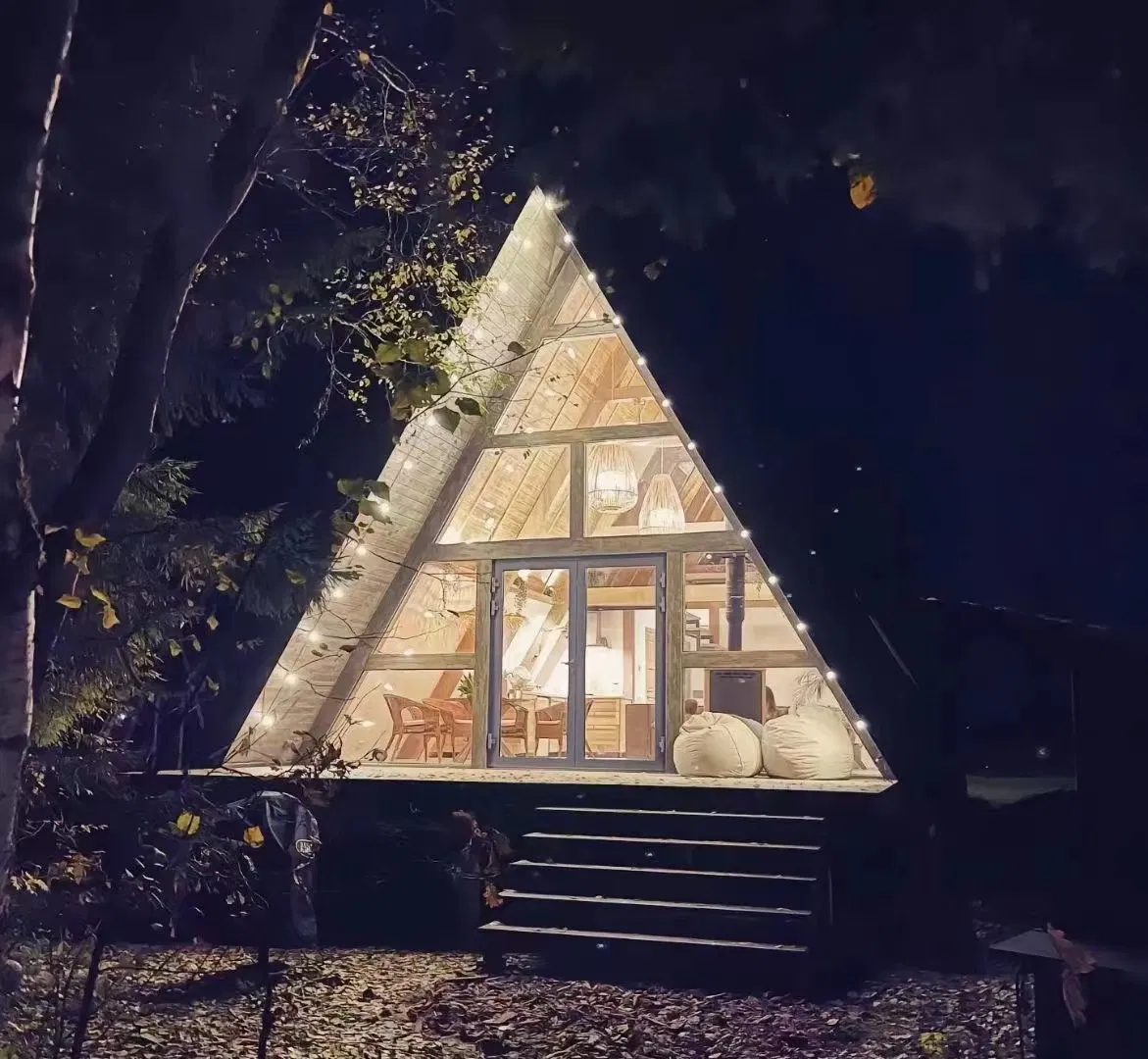 Bridge Square Wood Pine Wood-0129