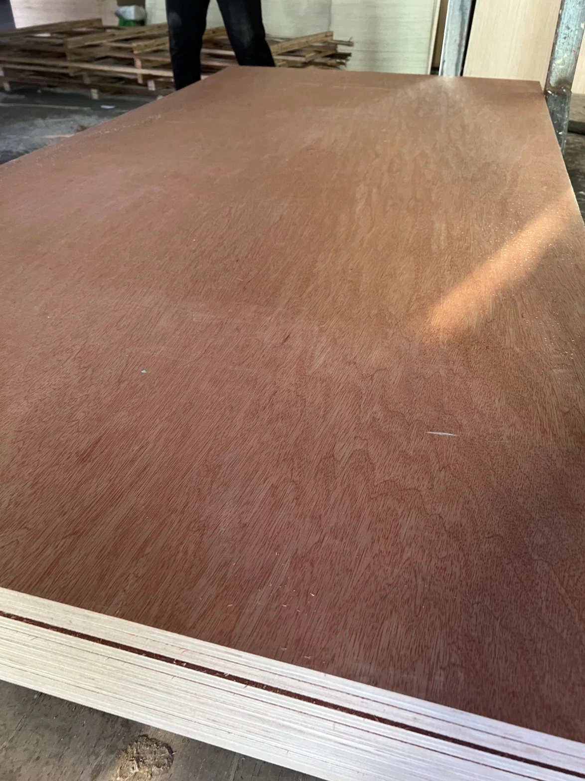 Sapelli Fancy Plywood Hardwood Core, E2 Glue
